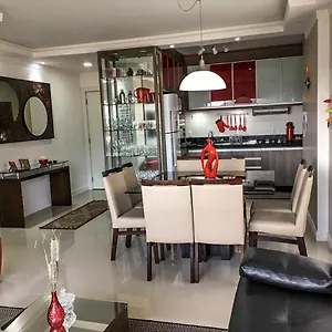 Apartamento 100m Da - Novo, Amplo E Com 4 Camas De Casal, Porto Belo